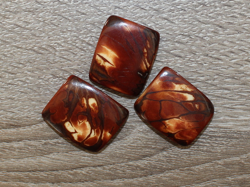 Tagua obdélník (hnědý, 2 dírky)