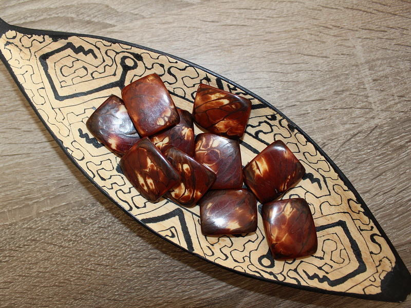 Tagua obdélník (hnědý, 2 dírky)