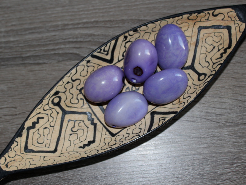 Tagua - maxikorálek (světle fialový)