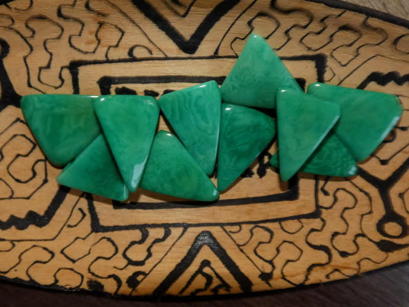 Tagua trojúhelník (dvě dírky, aqua)