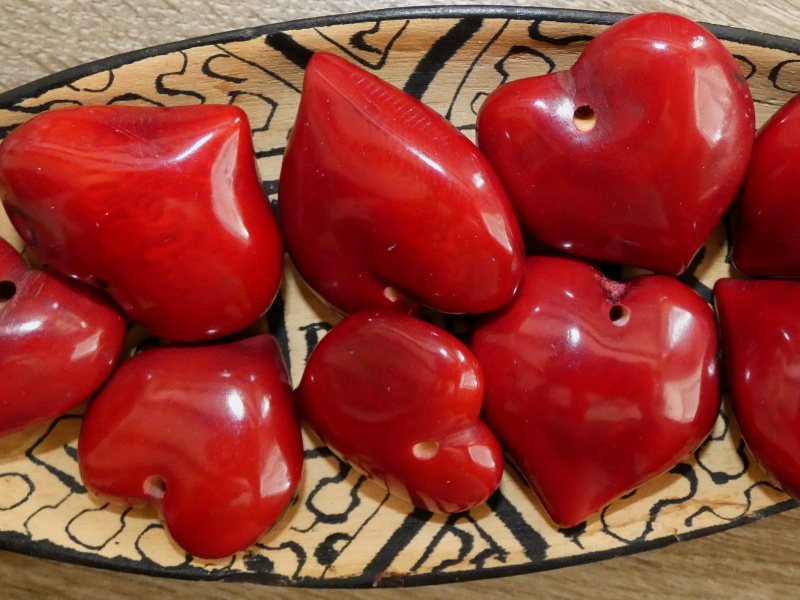 Tagua srdíčko (buclaté, tmavě červené)