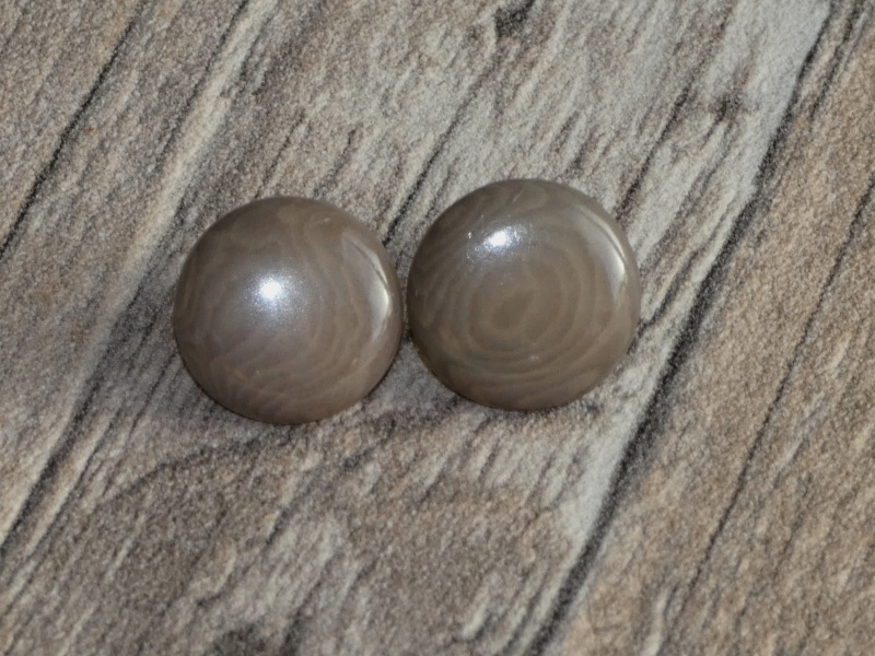 Náušnice tagua (malé, zapichovací, šedé)