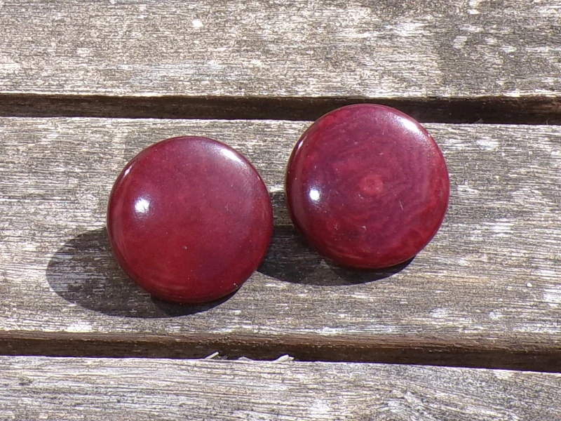 Náušnice tagua (zapichovací, vínové)