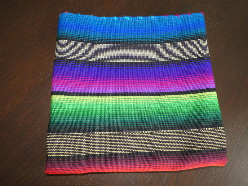 Ubrus střední Guatemala (119x128 cm)