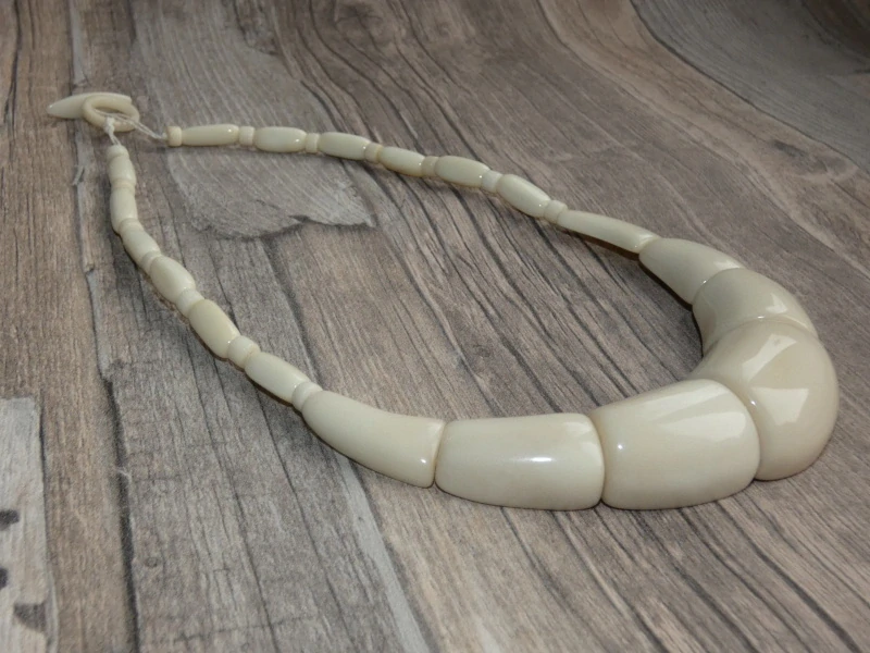 Náhrdelník (tagua přírodní)