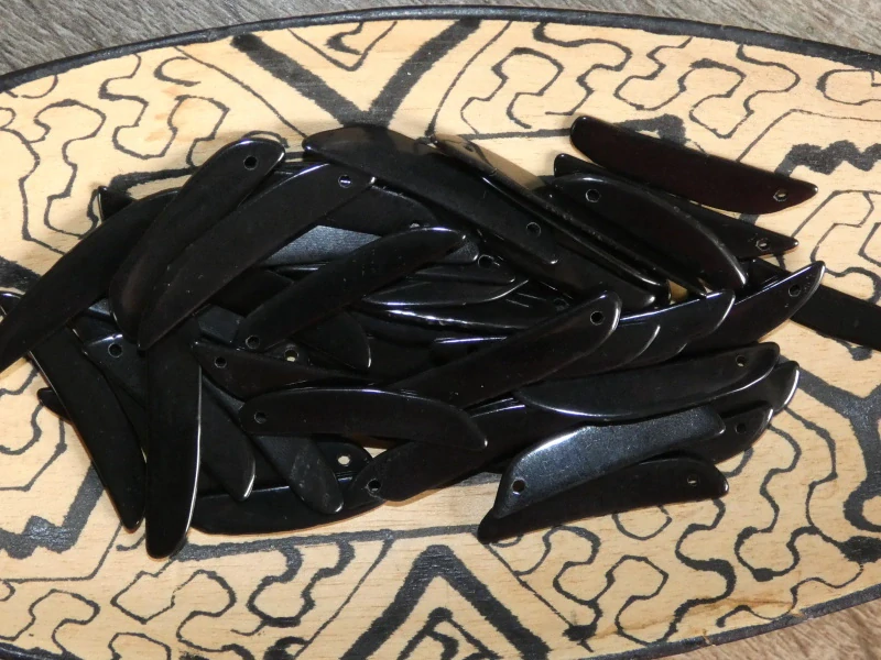 Tagua tyčka (tenká, černá)