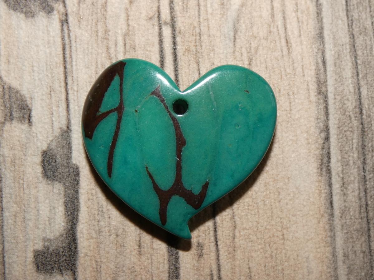 Tagua - srdíčko (střední, aqua)