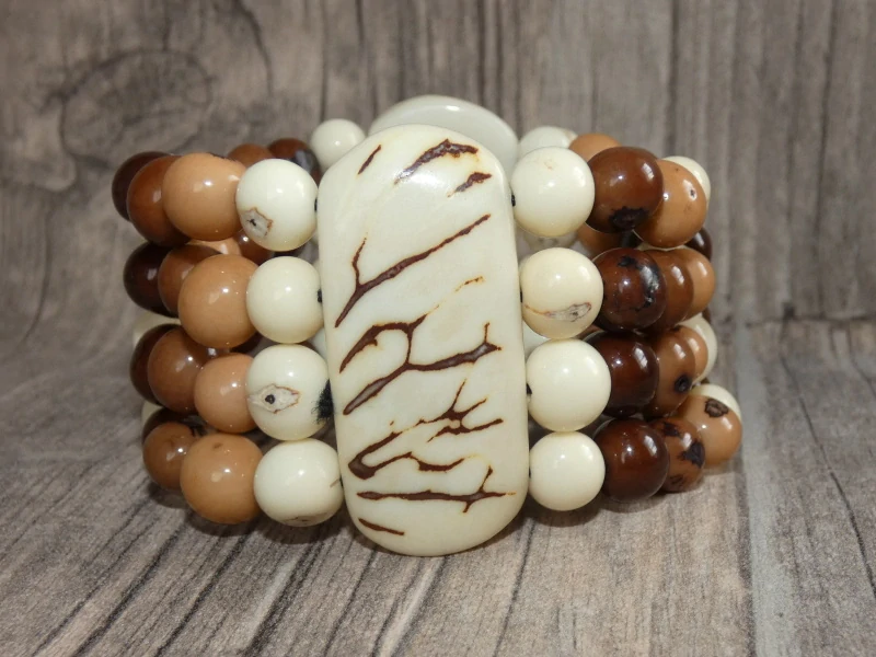 Náramek tagua (tagua a acai III)