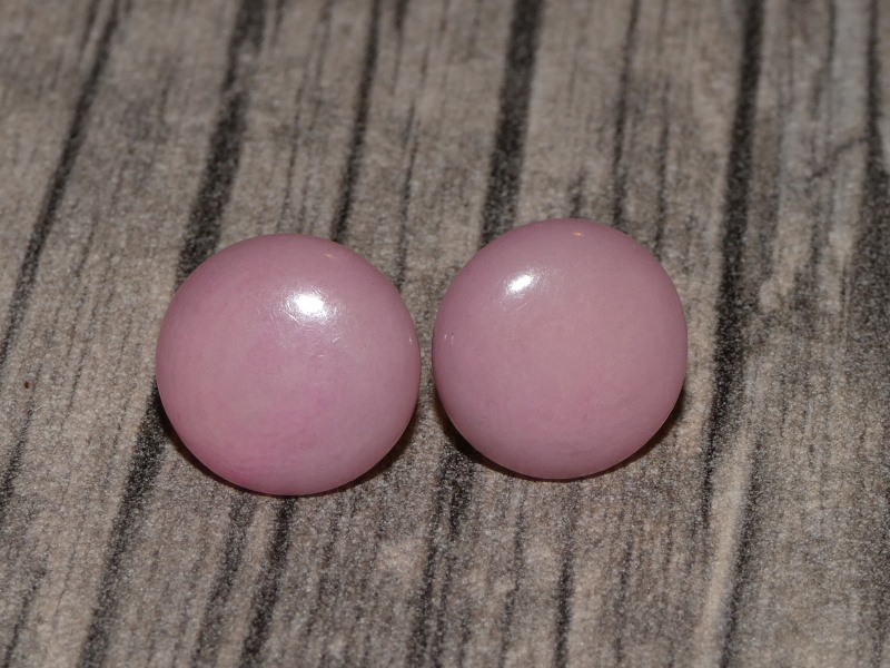 Náušnice tagua (malé, zapichovací, světle růžové)