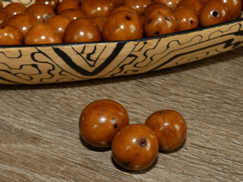 Bombona (světle hnědá)