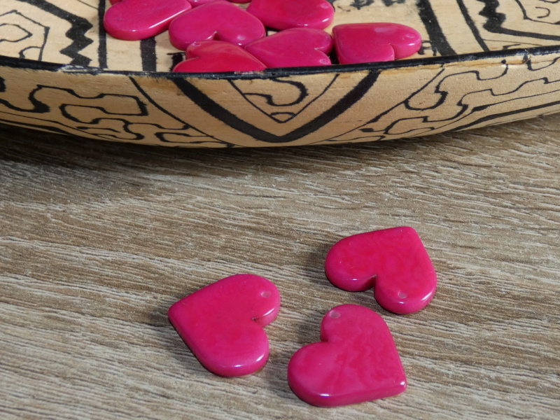 Tagua - srdíčko (malinké, růžové)