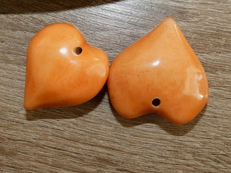 Tagua srdíčko (buclaté, světle oranžové)