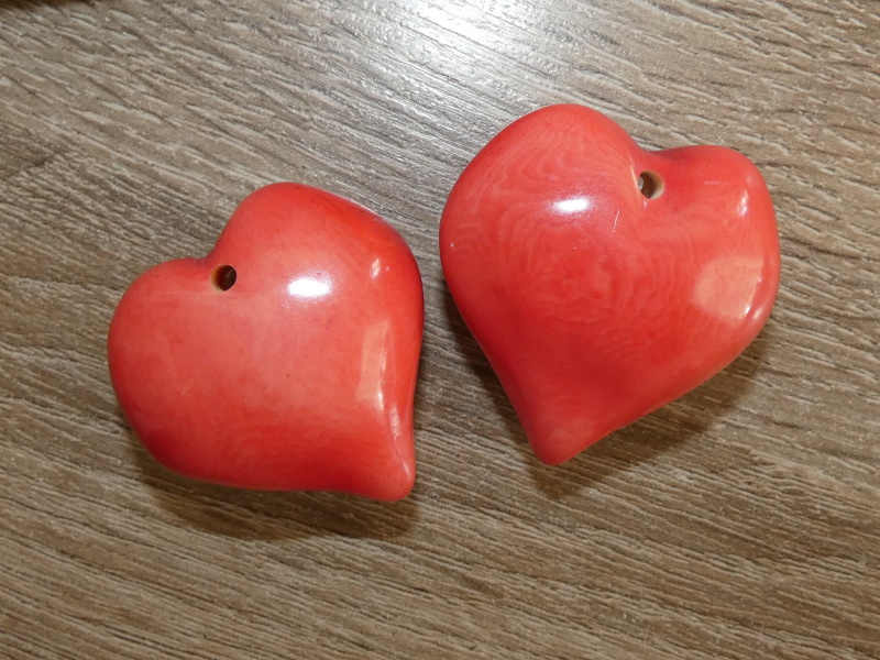 Tagua srdíčko (buclaté, lososové)