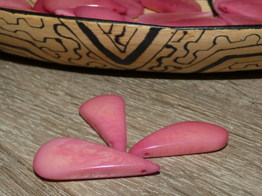 Tagua slzička (skrz, světle růžová)