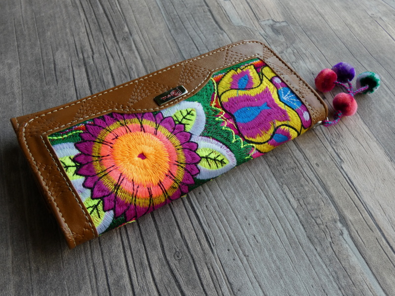 Peněženka velká (vyšívaná, Peru) IV