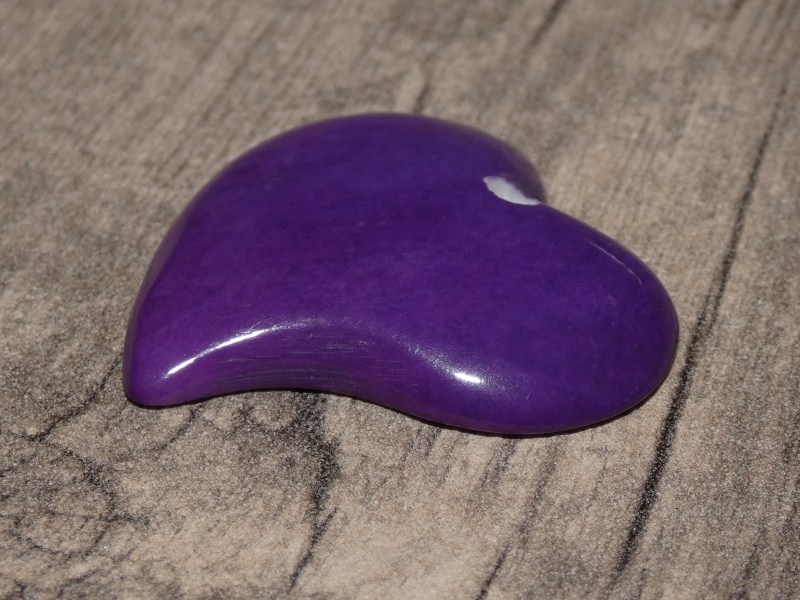 Tagua - srdíčko (designové, fialové)