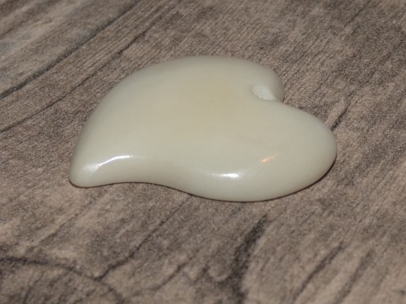Tagua - srdíčko (designové, přírodní)