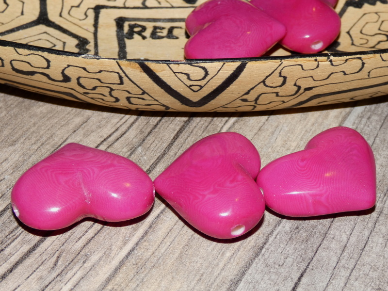 Tagua srdíčko (buclaté, růžové, skrz)