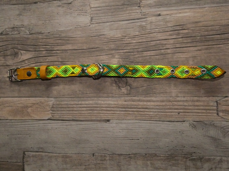 Obojek malý V (35 cm)