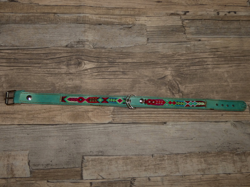 Obojek střední IV (45 cm)