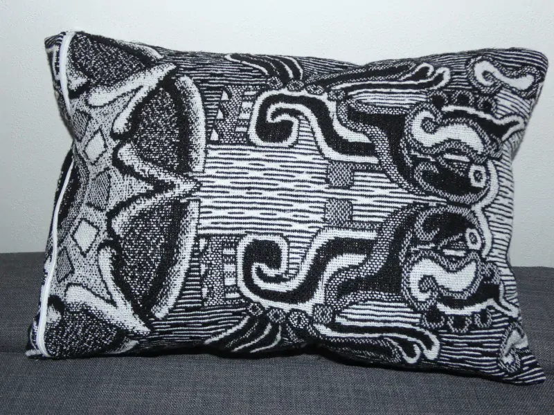 Polštářek Maya (30x45) I