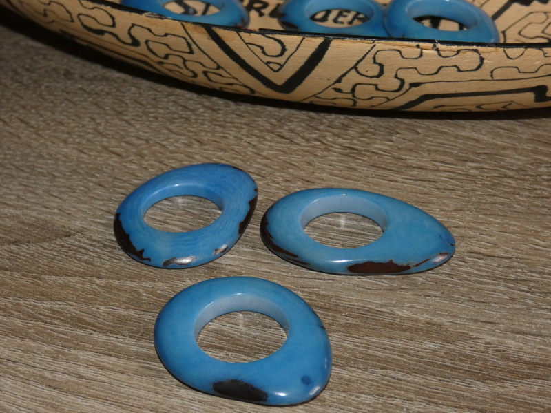 Tagua - donut (světle modrý)