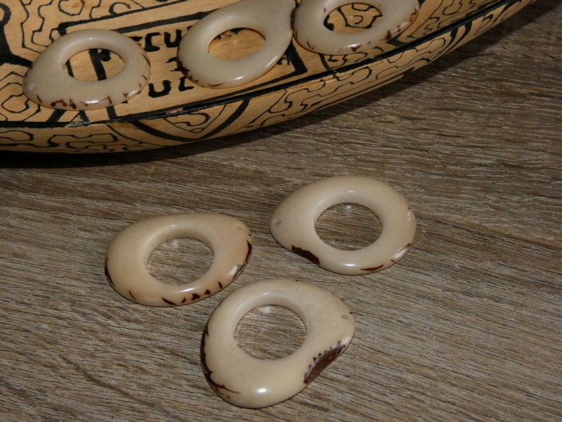 Tagua - donut (přírodní)