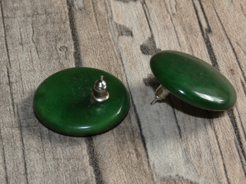 Náušnice tagua (zapichovací, tmavě zelené)