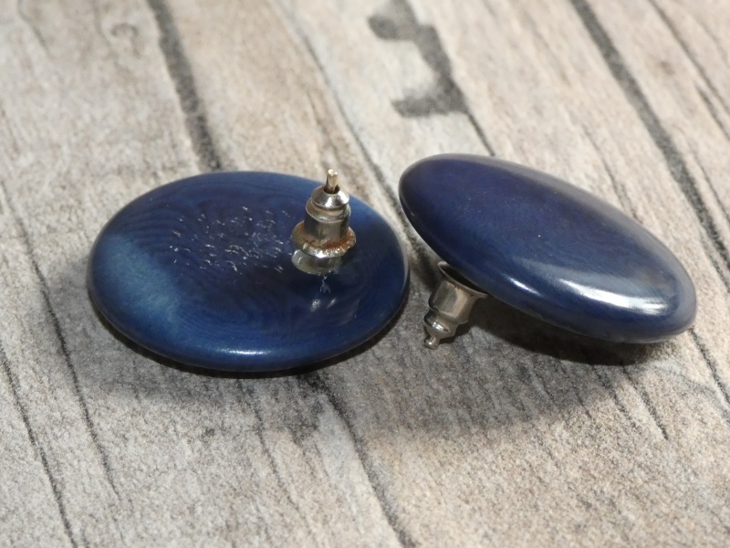 Náušnice tagua (zapichovací, tmavě modré)