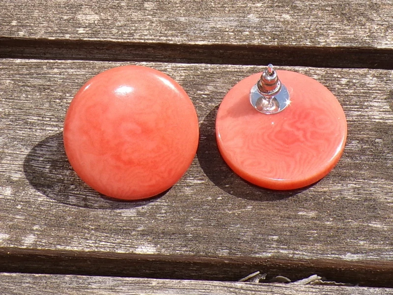 Náušnice tagua (zapichovací, lososové)