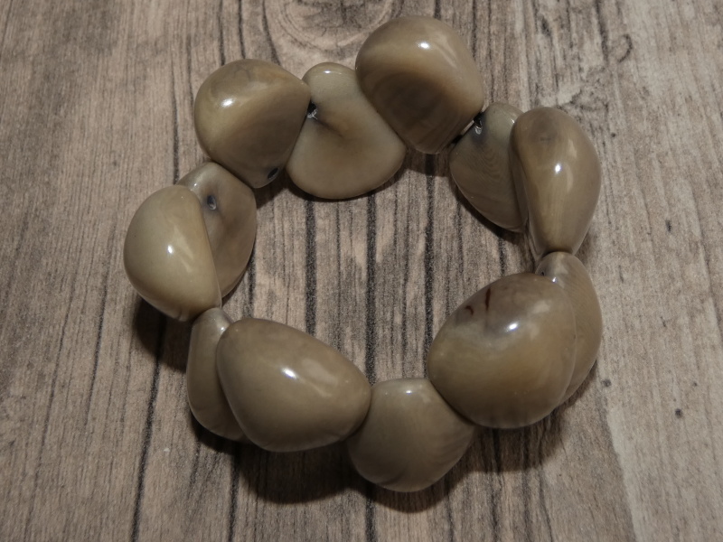 Náramek tagua slzy (šedý)