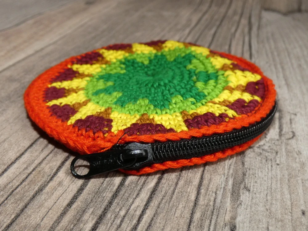 Peněženka kulatá II