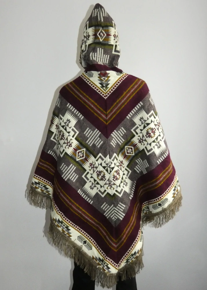 Pončo I (lamí vlna, Ekvádor, tmavé)