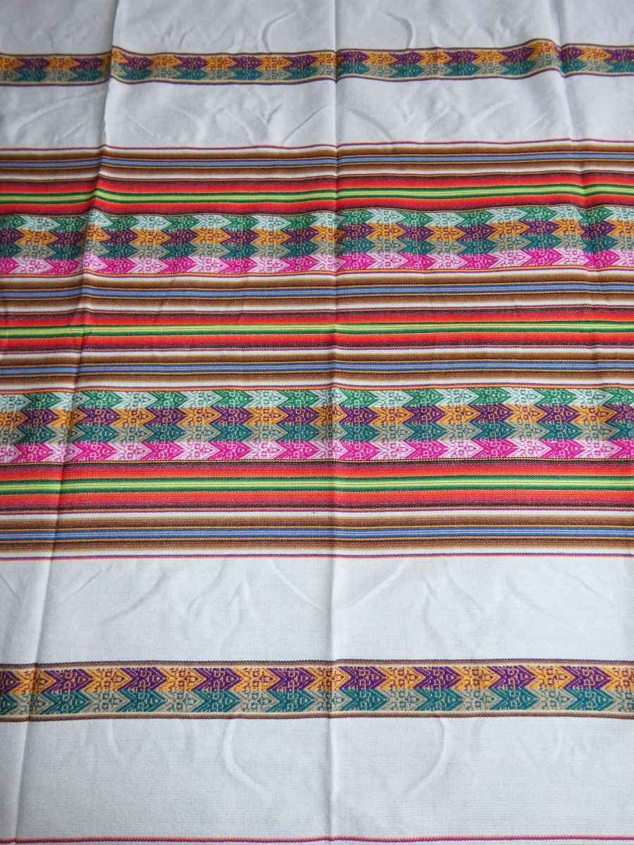Látka/ubrus (bílá)