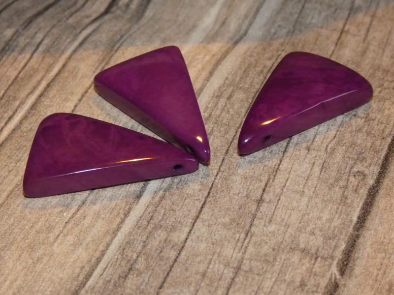 Tagua trojúhelník (skrz, fialový)