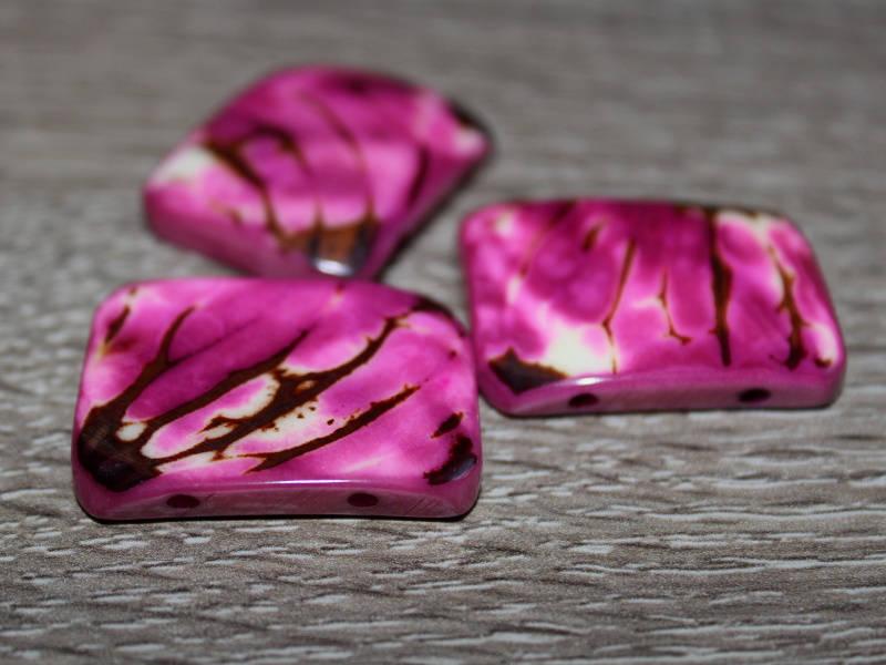 Tagua obdélník (růžový, 2 dírky)