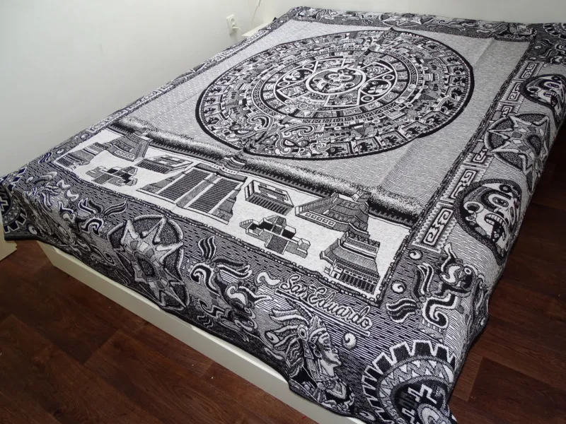 Přehoz mayský kalendář (černý)