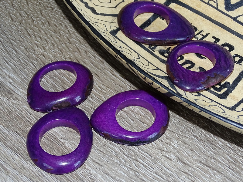 Tagua - donut (skrz, fialový)