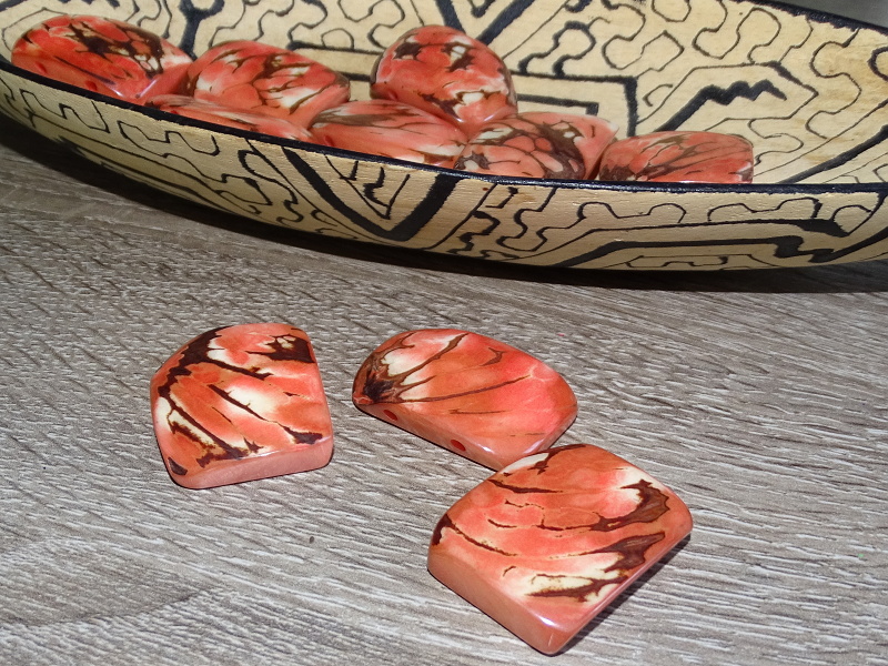 Tagua obdélník (lososový, 2 dírky)