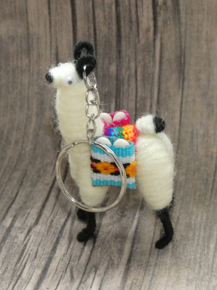Přívěsek na klíče (lama, bílá)