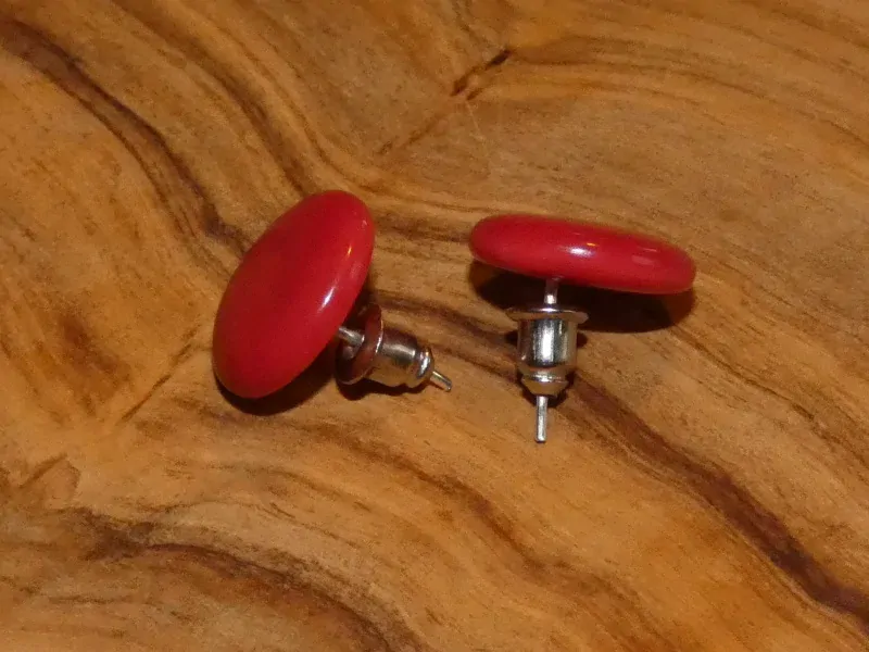 Náušnice tagua (malé, zapichovací, červené)