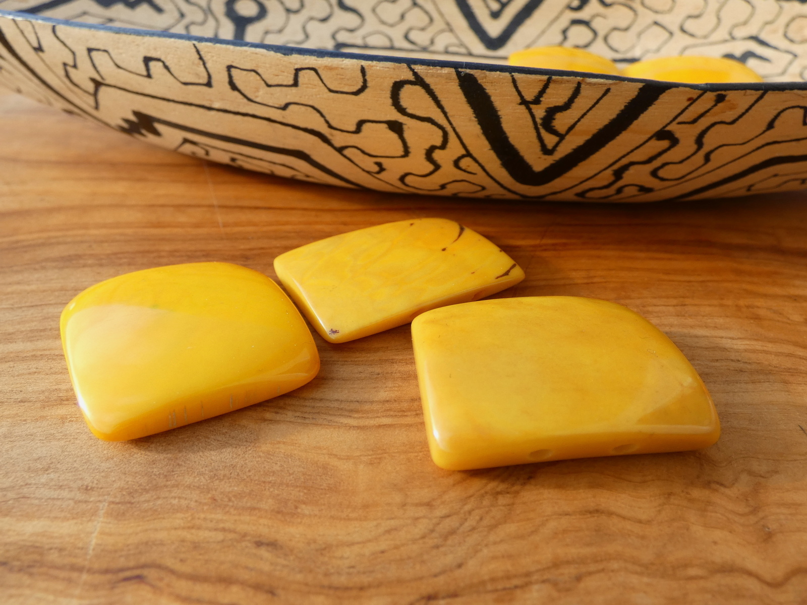 Tagua obdélník (žlutý, 2 dírky, bez kresby)