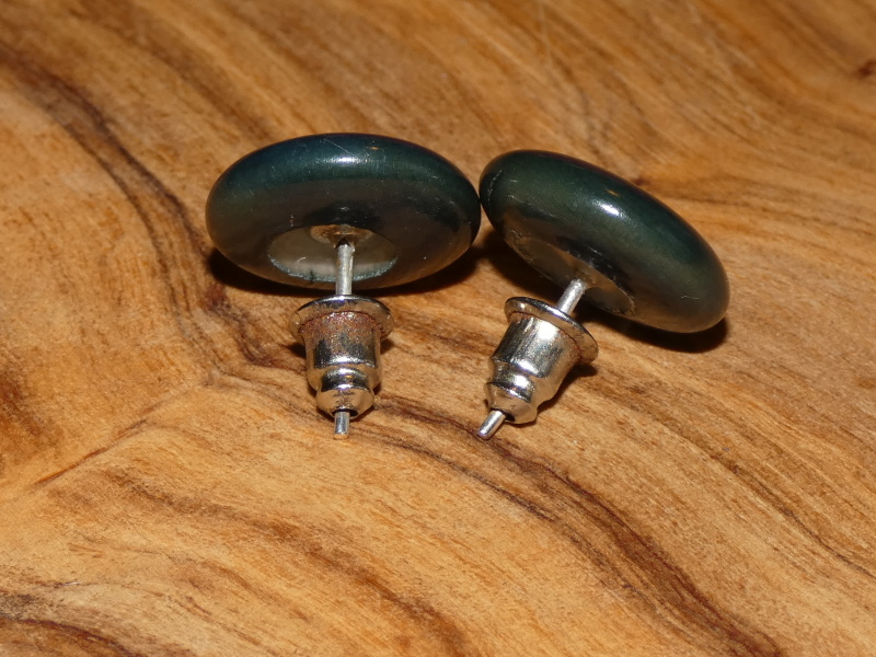 Náušnice tagua (malé, zapichovací, tmavě zelené)