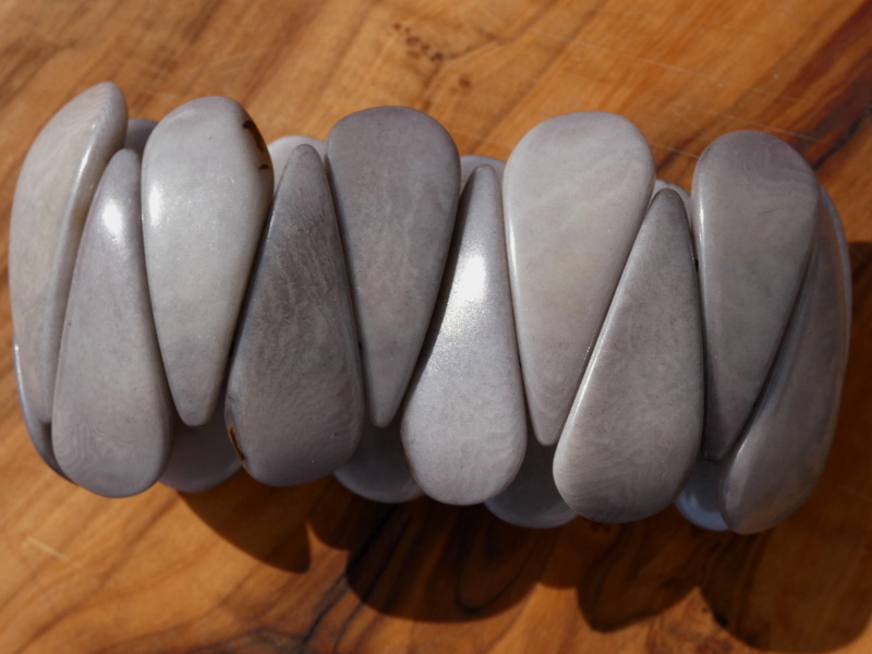 Náramek tagua (kapky, šedé)