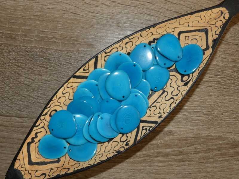 Tagua - plátek (střední, tyrkysový)