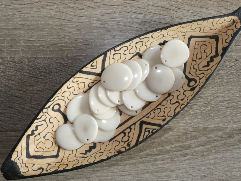 Tagua - plátek (střední, přírodní)