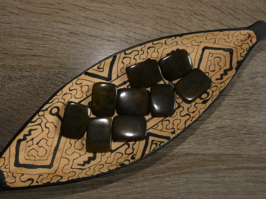 Tagua obdélník (olivový, 2 dírky, bez kresby)