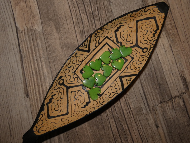 Tagua - srdíčko (malinké, světle zelené I)