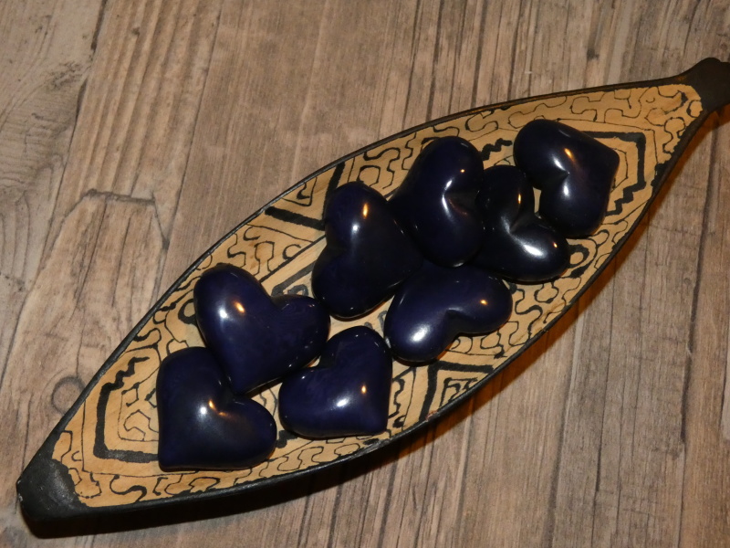 Tagua srdíčko (buclaté, tmavě modré, skrz)