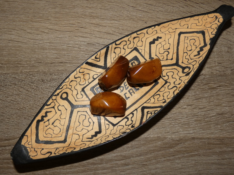 Tagua - drahokam (hnědý)